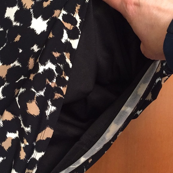 Vince Camuto Leopard Sheath Dress, M - Picture 7 of 8